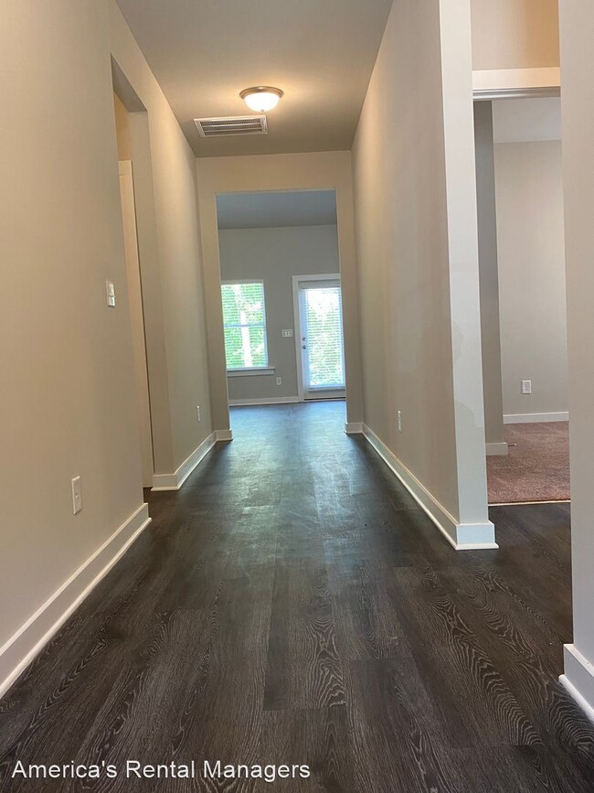 Building Photo - 4 br, 2 bath House - 7968 St. James Drive