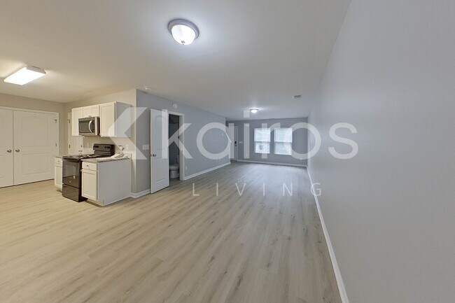 Foto del edificio - 945 Clayton Ct