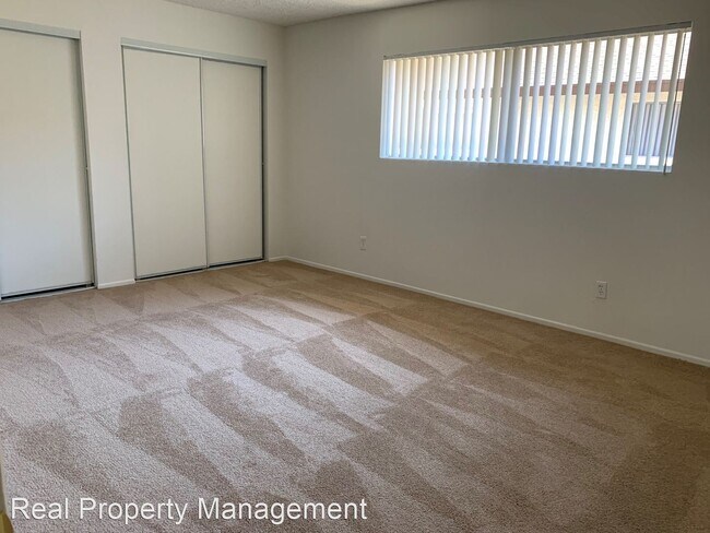 Foto del edificio - 2135 Via Esmarca