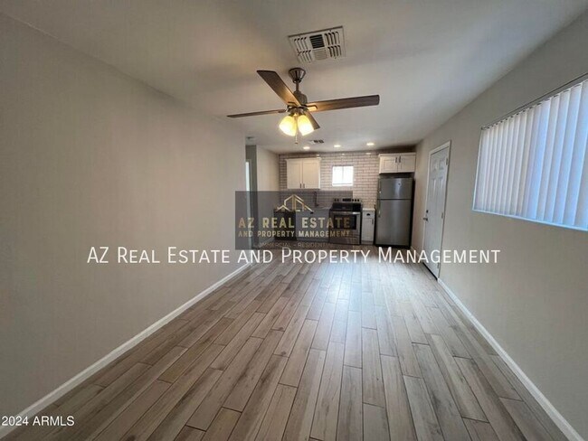 Foto del edificio - 1529 E McKinley St