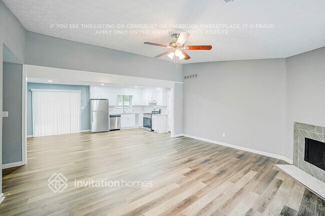 Foto del edificio - 616 Candlewick Ln NW