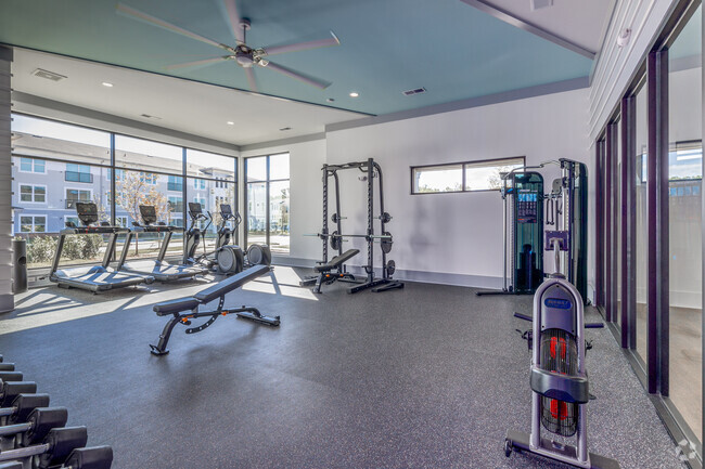 Fitness Facility - LakePointe