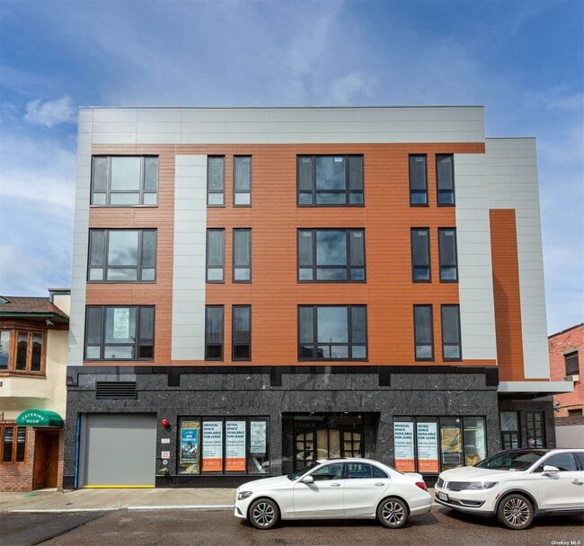 Building Photo - 214-33 41st Ave