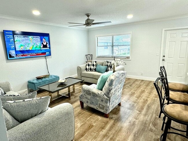 Building Photo - 177 Brittany Terrace