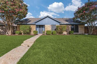 Building Photo - 6309 Acapulco Dr