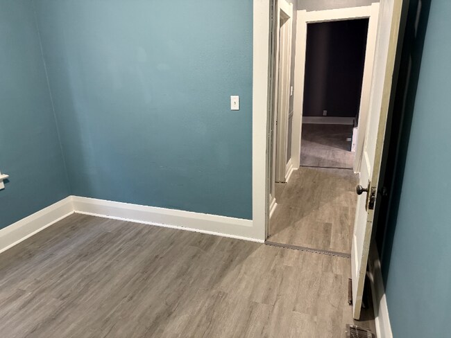 Foto del edificio - 629 Willard St