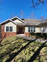 Building Photo - 4 Upwell Ln