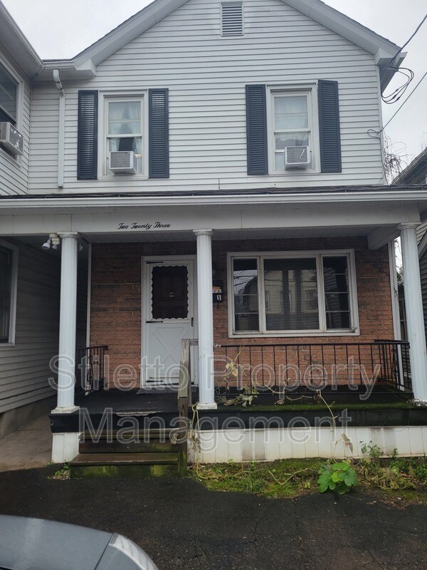 Primary Photo - 223 Zerby Ave