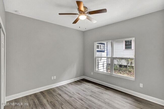 Building Photo - 938 Alderside St
