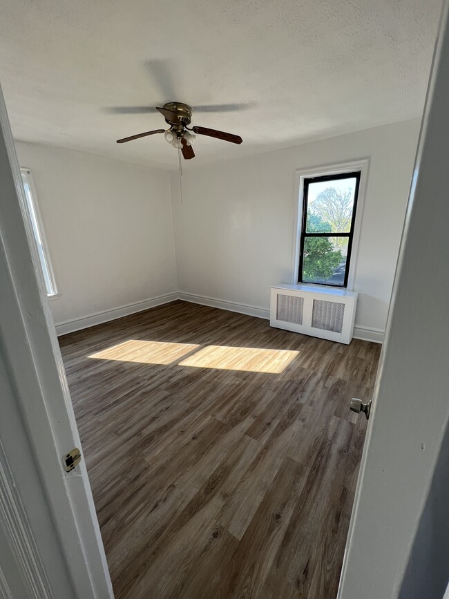 Building Photo - 53 Union Ave