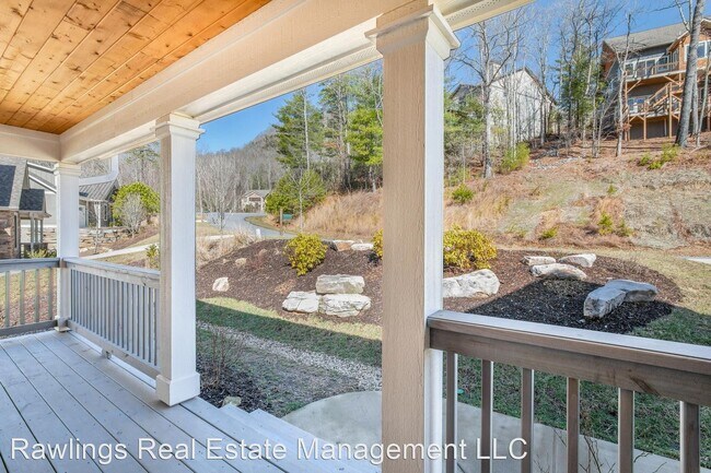 Building Photo - 16 Sugarland Ridge Trail
