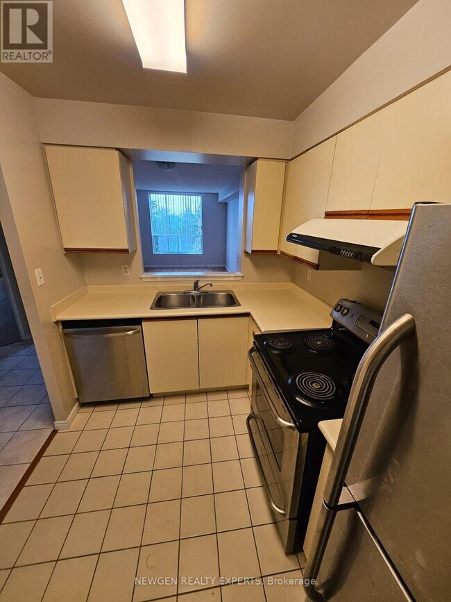 Photo du bâtiment - 480 McLevin Ave