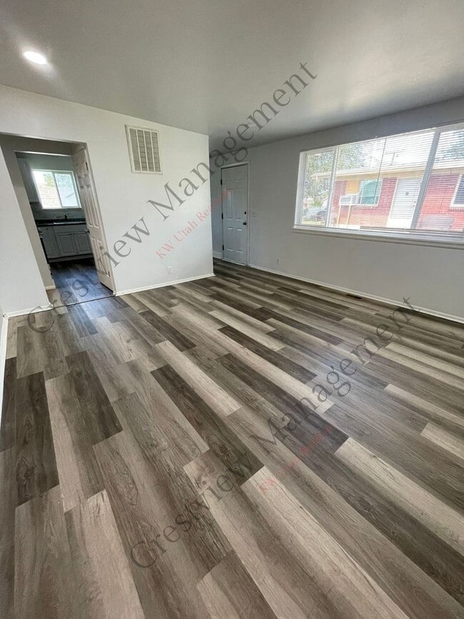 Building Photo - 5695 S 2200 W