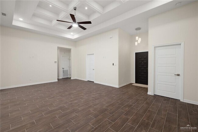 Building Photo - 3107 E Tamarindo Ave
