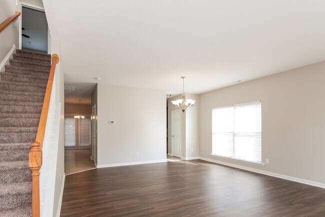Building Photo - 2329 Apple Glen Ln