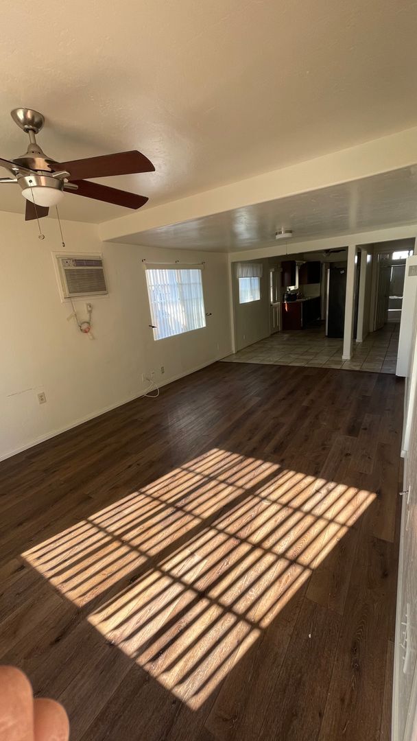 Foto del edificio - 1336 Peach Ave