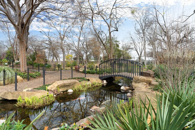 The Botanical Garden in Grapevine has ponds filled with beautiful fish.