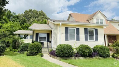 Building Photo - 1217 Catskill Cir SE