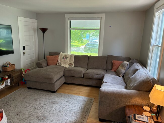 Foto del edificio - 1826 Pierce St NE