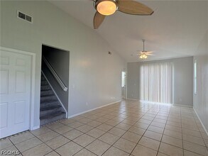 Building Photo - 3619 Pine Oak Cir