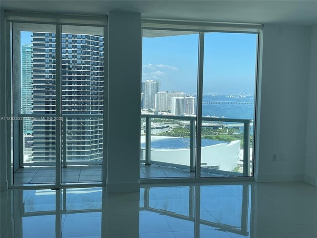 Foto del edificio - 253 NE 2nd St