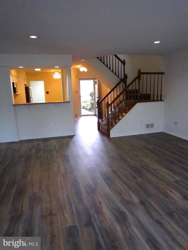 Building Photo - 2310 Orchard Hill Cir
