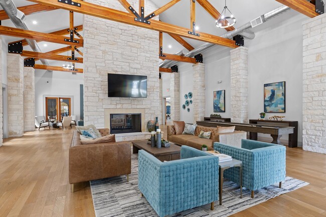 Building Photo - Estancia Villas