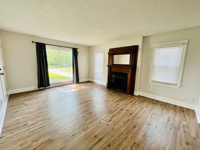 Foto del edificio - 4832 S 6th St