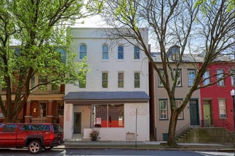 Building Photo - 28 E Vine St