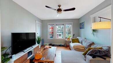 Building Photo - 304 Lamartine St