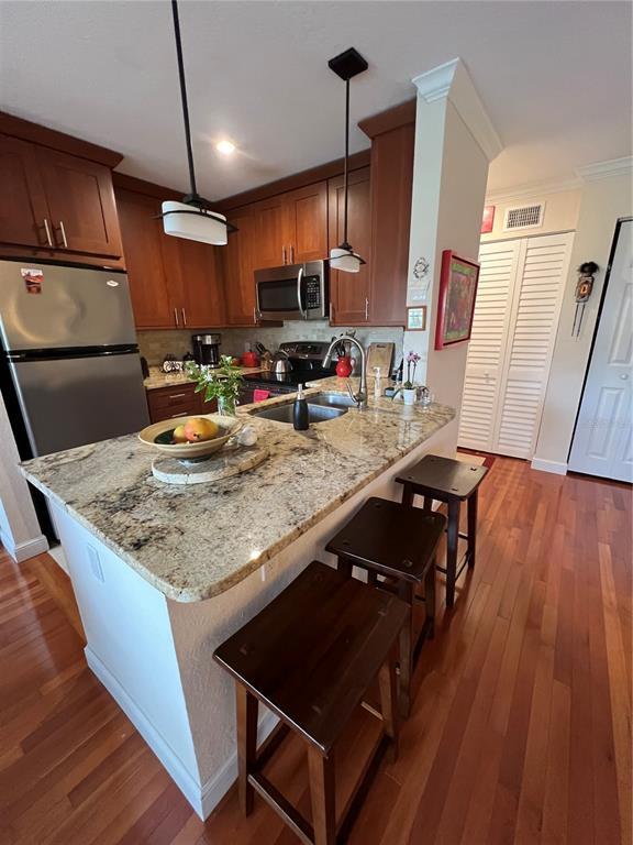 Building Photo - 850 S Tamiami Trl