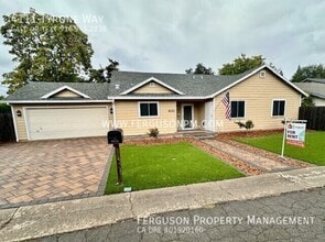 Building Photo - 4111 Tyrone Way