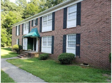 Foto principal - 341-343 Corbin Ave