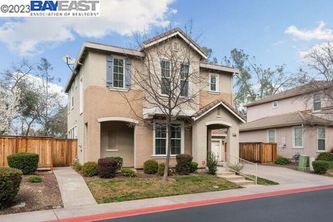 Foto del edificio - 625 Humbert St