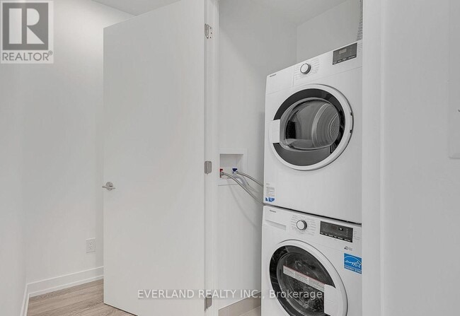 Photo du bâtiment - 3100 Keele St