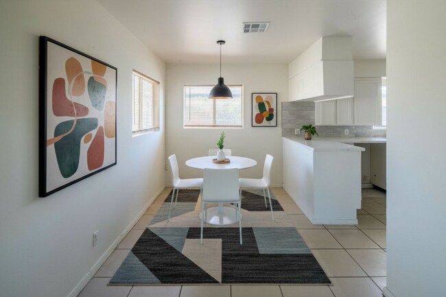 Foto del edificio - 66229 4th St