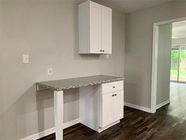 Foto del edificio - 3621 Bloomfield St
