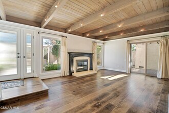 Building Photo - 2995 Dogwood Cir