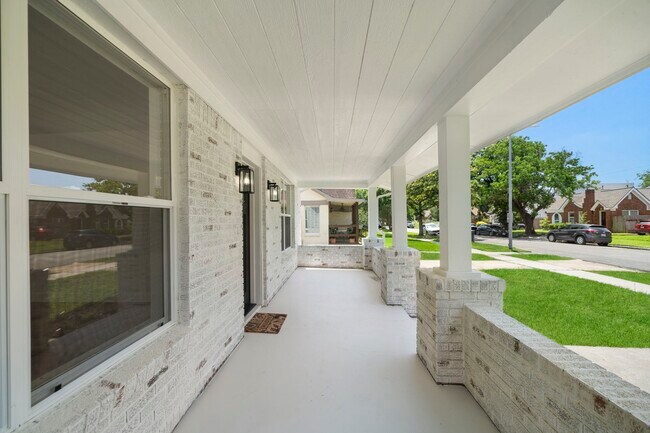Foto del edificio - 2811 Barbee St
