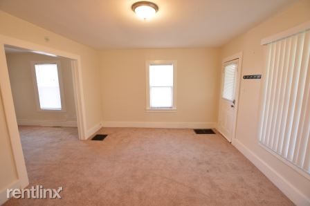 Building Photo - 1 br, 1 bath - 854 Maplewood Ave Unit 1