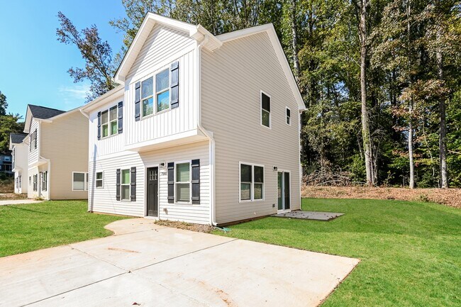 Foto del edificio - 7101 Plott Rd