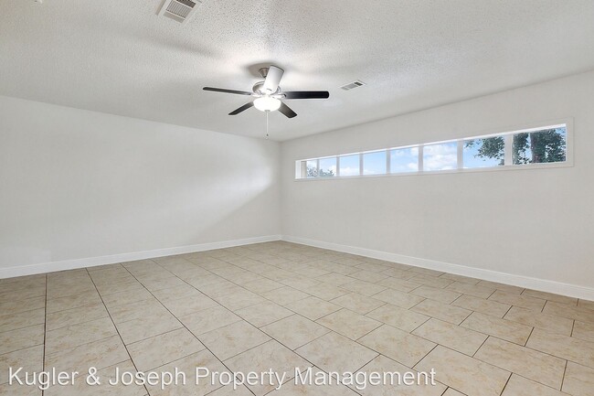 Foto del edificio - 3 br, 2 bath House - 5549 Hamerick Drive