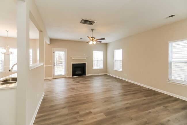 Building Photo - 1615 Tigris Ct