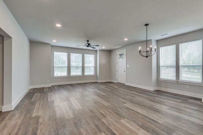 Foto del edificio - 9509 Thorncrown Ln