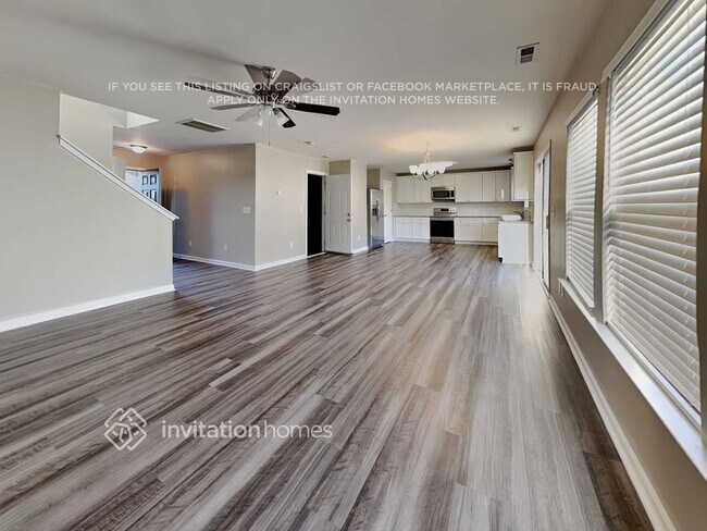 Foto del edificio - 4004 Flat Sedge Ln