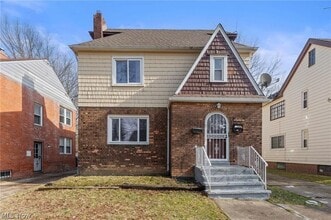Building Photo - 876 Eloise Dr