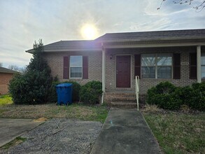 Building Photo - 1609 Bourland Ln