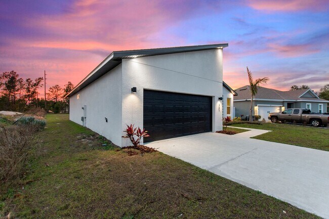 Foto del edificio - Deposit-Free! Modern, energy efficient hom...