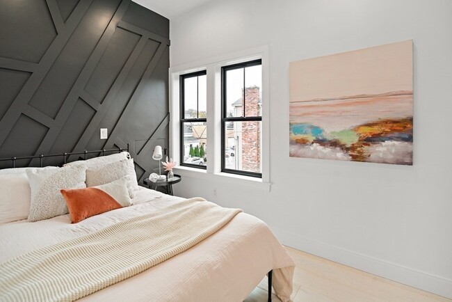 Building Photo - 19 Woodbine St