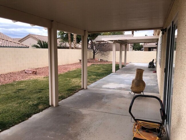 Building Photo - 8960 Tumbling Pebble Way